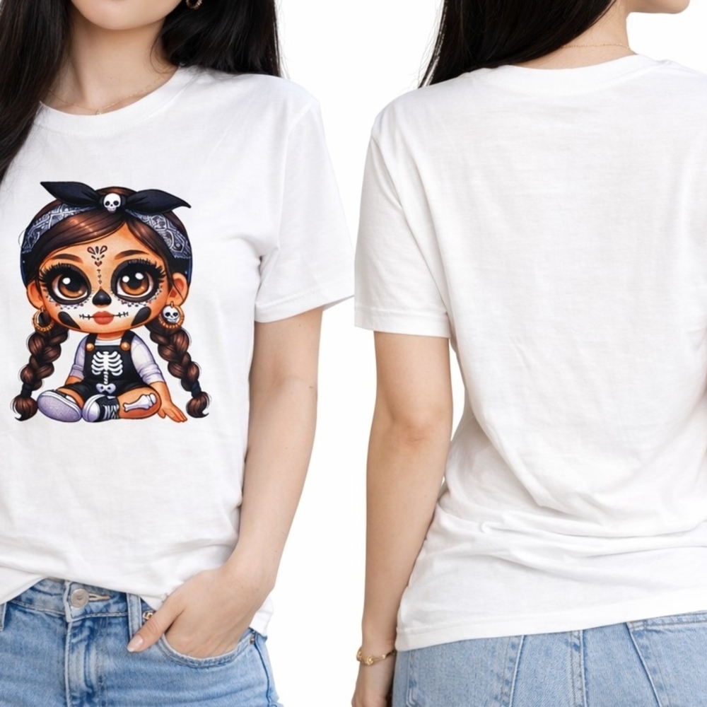 White Halloween Graphic T-Shirt – Size S 🎃
Cute white T-shirt